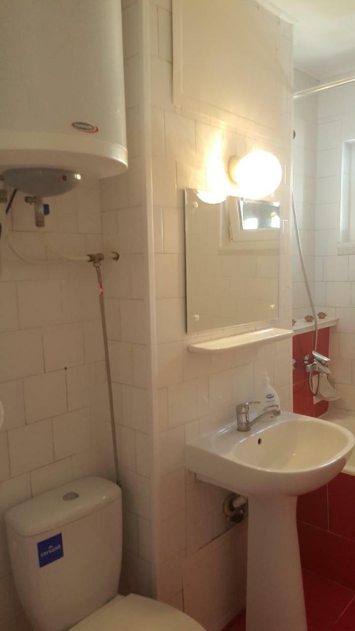 דירות Orşova Apartament Victory מראה חיצוני תמונה
